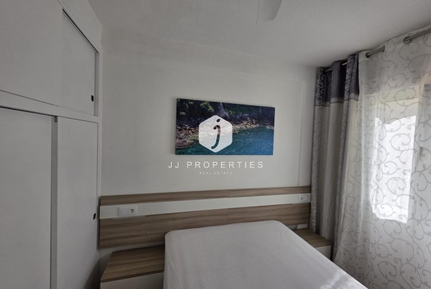 D'occasion - Appartement -
Torrevieja - La Mata Pueblo