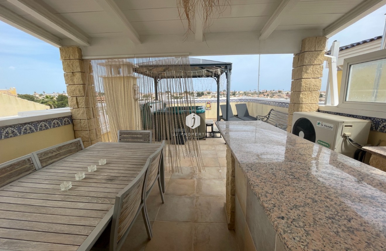 Resale - Villa -
San Fulgencio - Costa Blanca