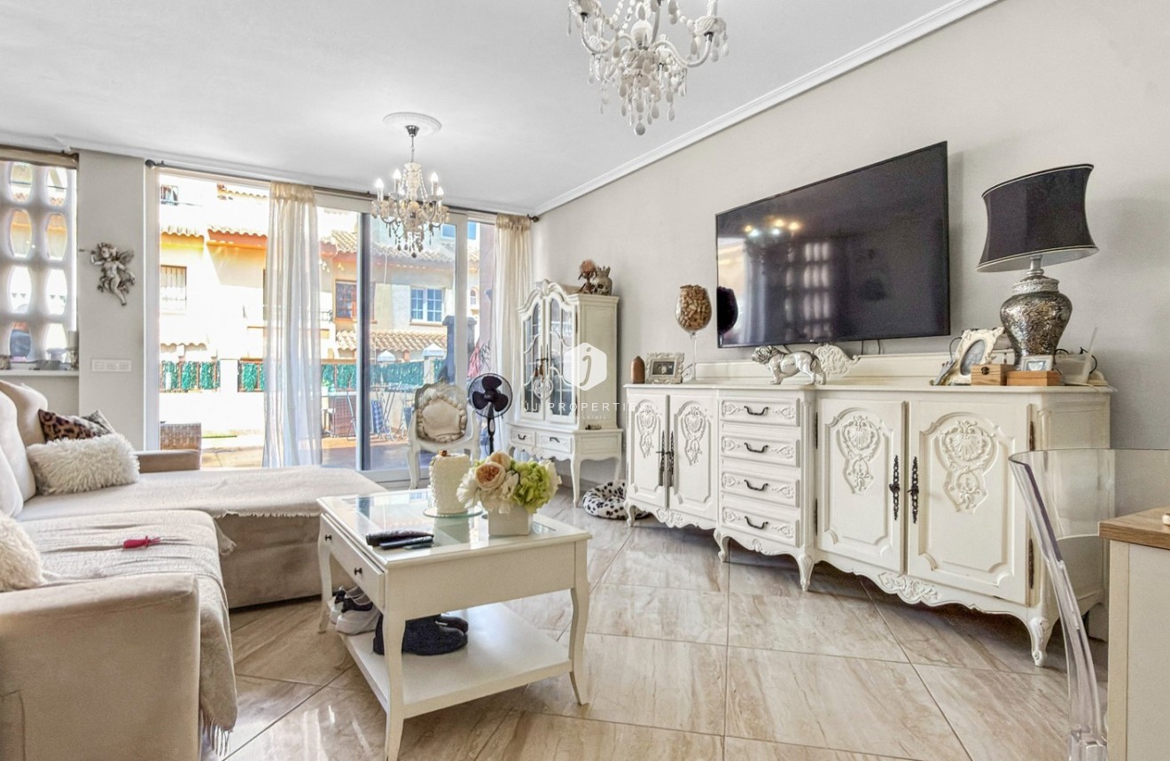 D'occasion - Chalet -
Orihuela Costa - Costa Blanca