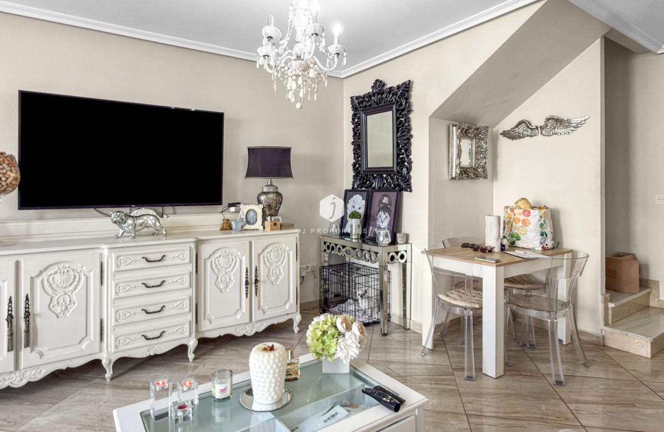 D'occasion - Chalet -
Orihuela Costa - Costa Blanca