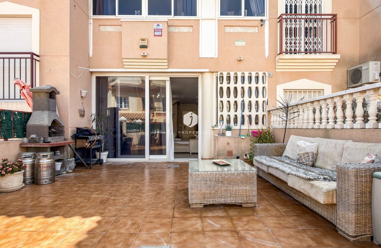D'occasion - Chalet -
Orihuela Costa - Costa Blanca