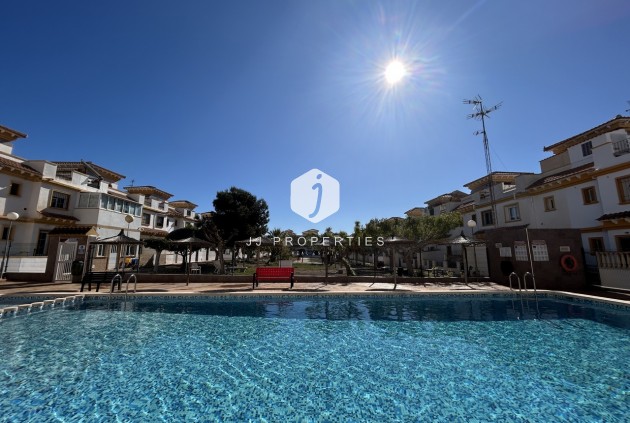 D'occasion - Chalet -
Torrevieja - Costa Blanca