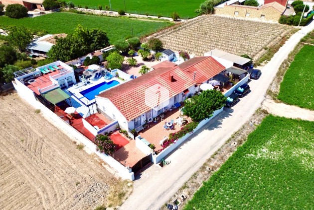 Resale - Villa -
Dolores - Comunidad Valenciana