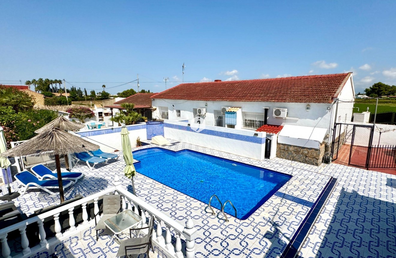 Resale - Villa -
Dolores - Comunidad Valenciana