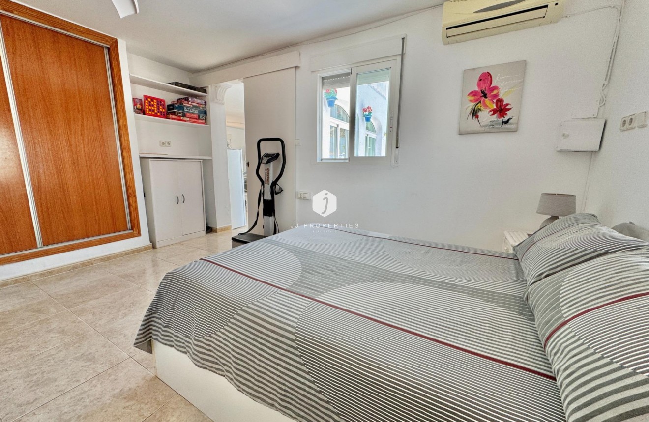 Resale - Villa -
Dolores - Comunidad Valenciana