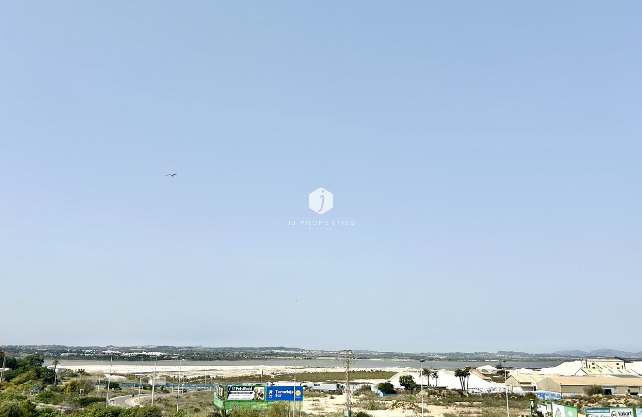 Z drugiej ręki - Mieszkanie w bloku -
Torrevieja - Costa Blanca