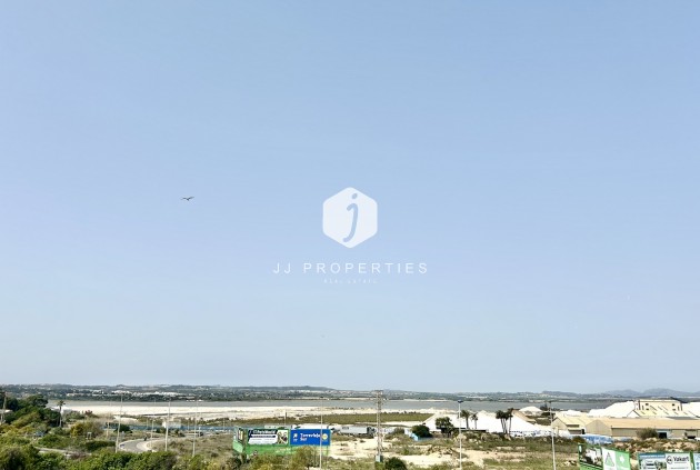Z drugiej ręki - Mieszkanie w bloku -
Torrevieja - Costa Blanca