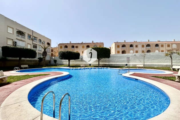 Z drugiej ręki - Mieszkanie w bloku -
Torrevieja - Costa Blanca