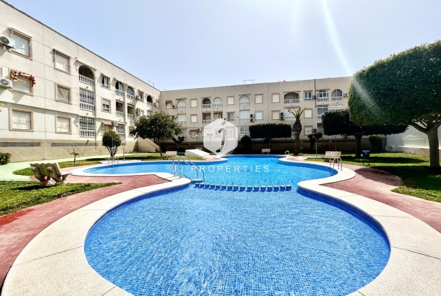 Z drugiej ręki - Mieszkanie w bloku -
Torrevieja - Costa Blanca
