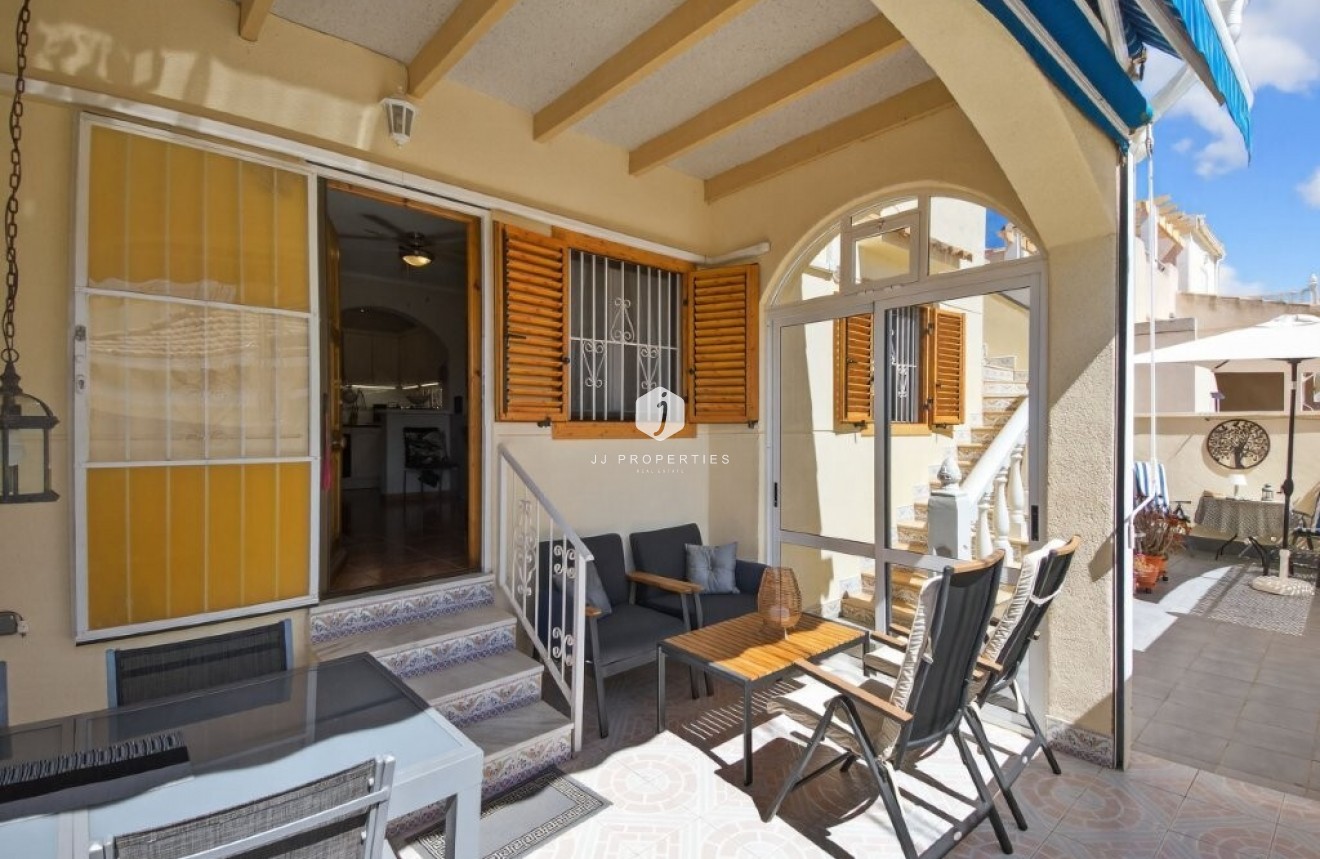 Resale - Chalet -
Playa Flamenca - Serena III