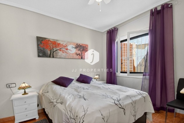 Resale - Chalet -
Playa Flamenca - Serena III