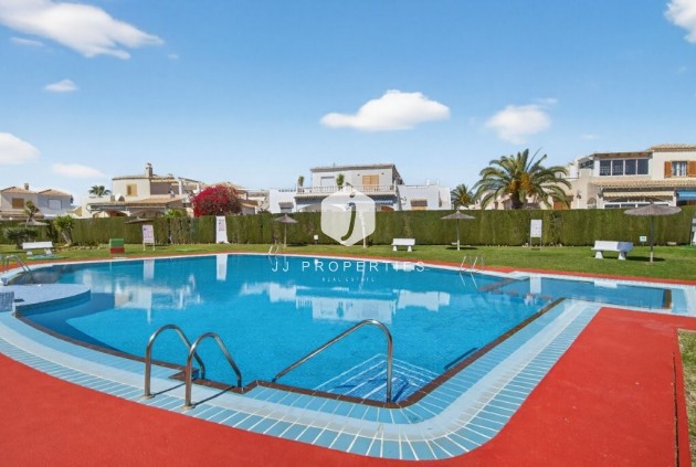 Resale - Chalet -
Playa Flamenca - Serena III