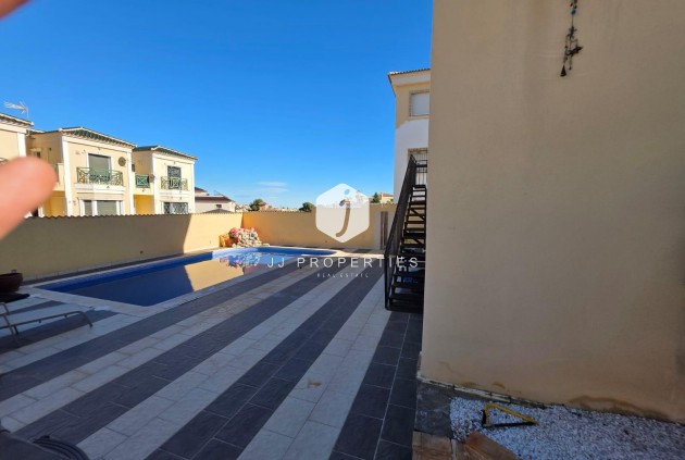 D'occasion - Villa -
Orihuela Costa - Villamartín-las Filipinas