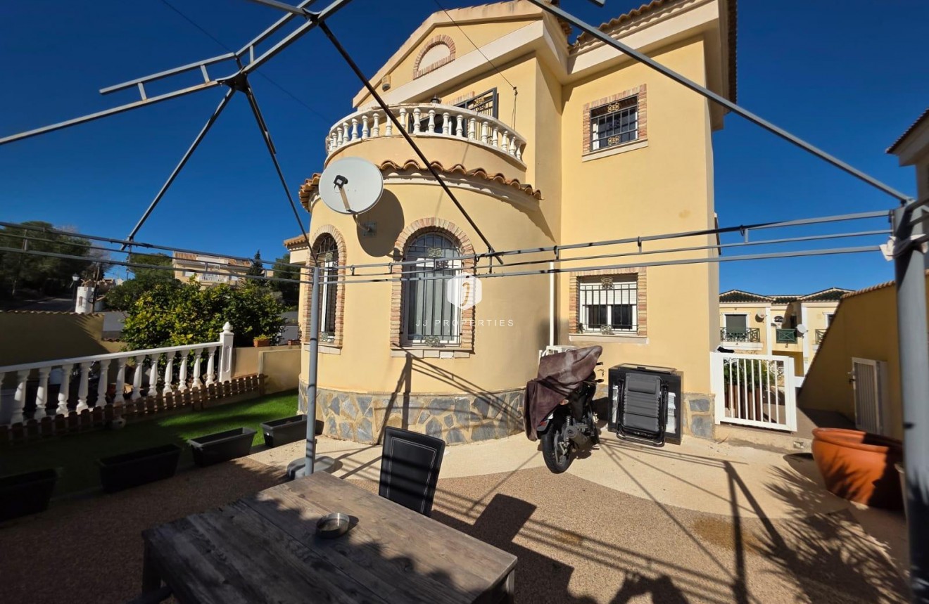 D'occasion - Villa -
Orihuela Costa - Villamartín-las Filipinas