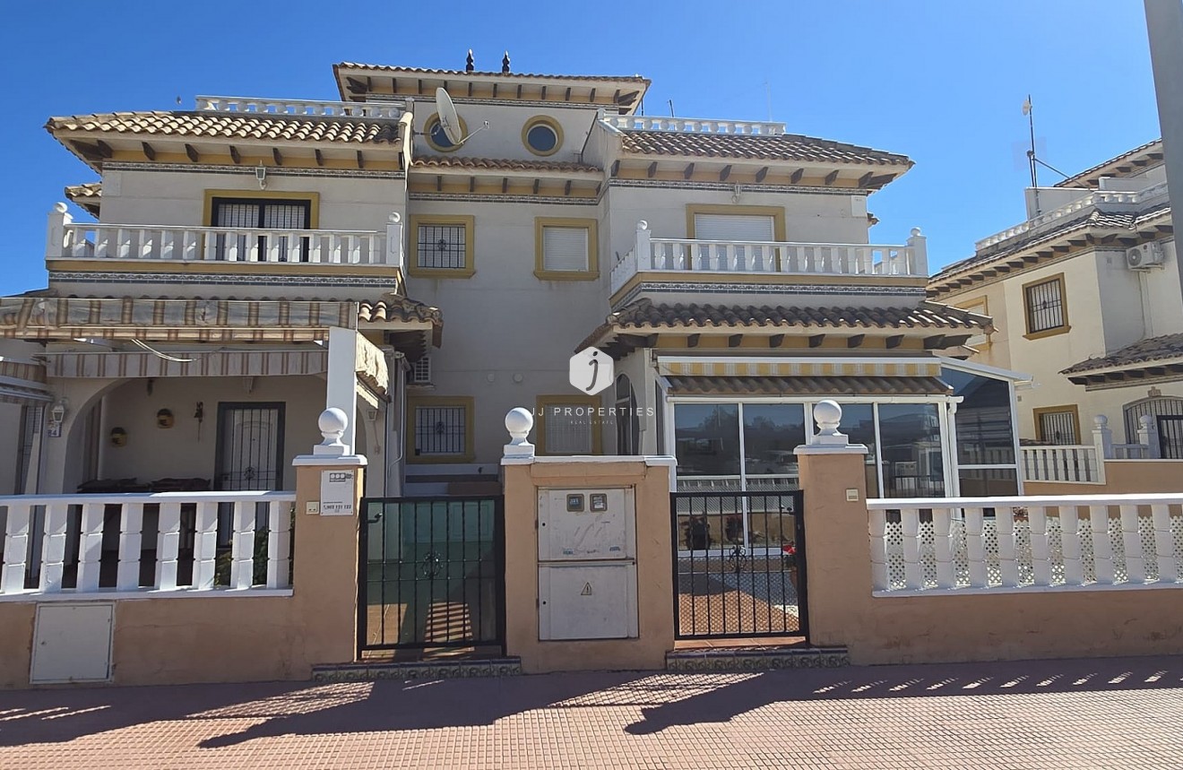 D'occasion - Chalet -
Orihuela Costa - Costa Blanca