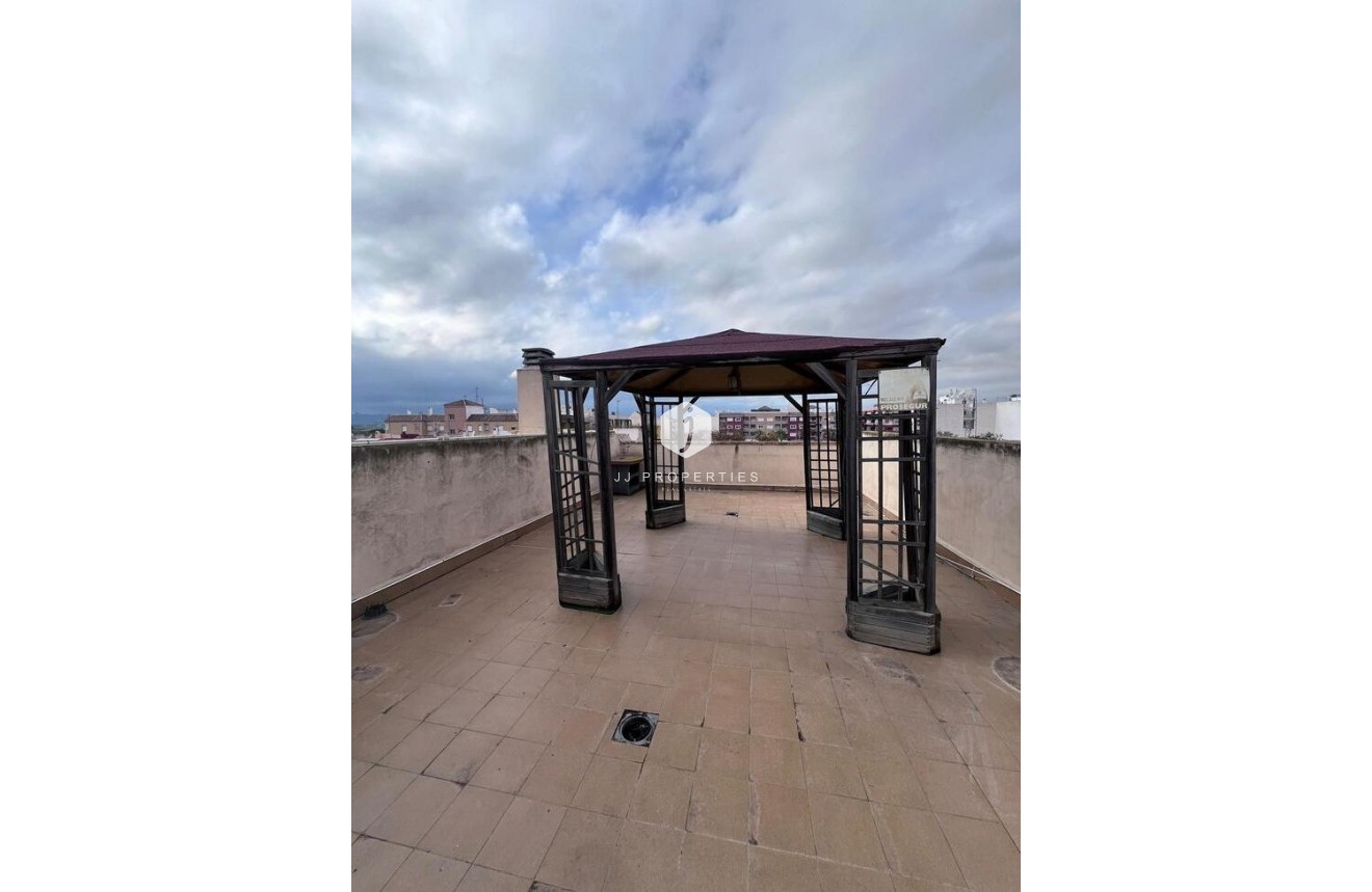 Aus zweiter Hand - Penthouse -
Los Montesinos - Costa Blanca