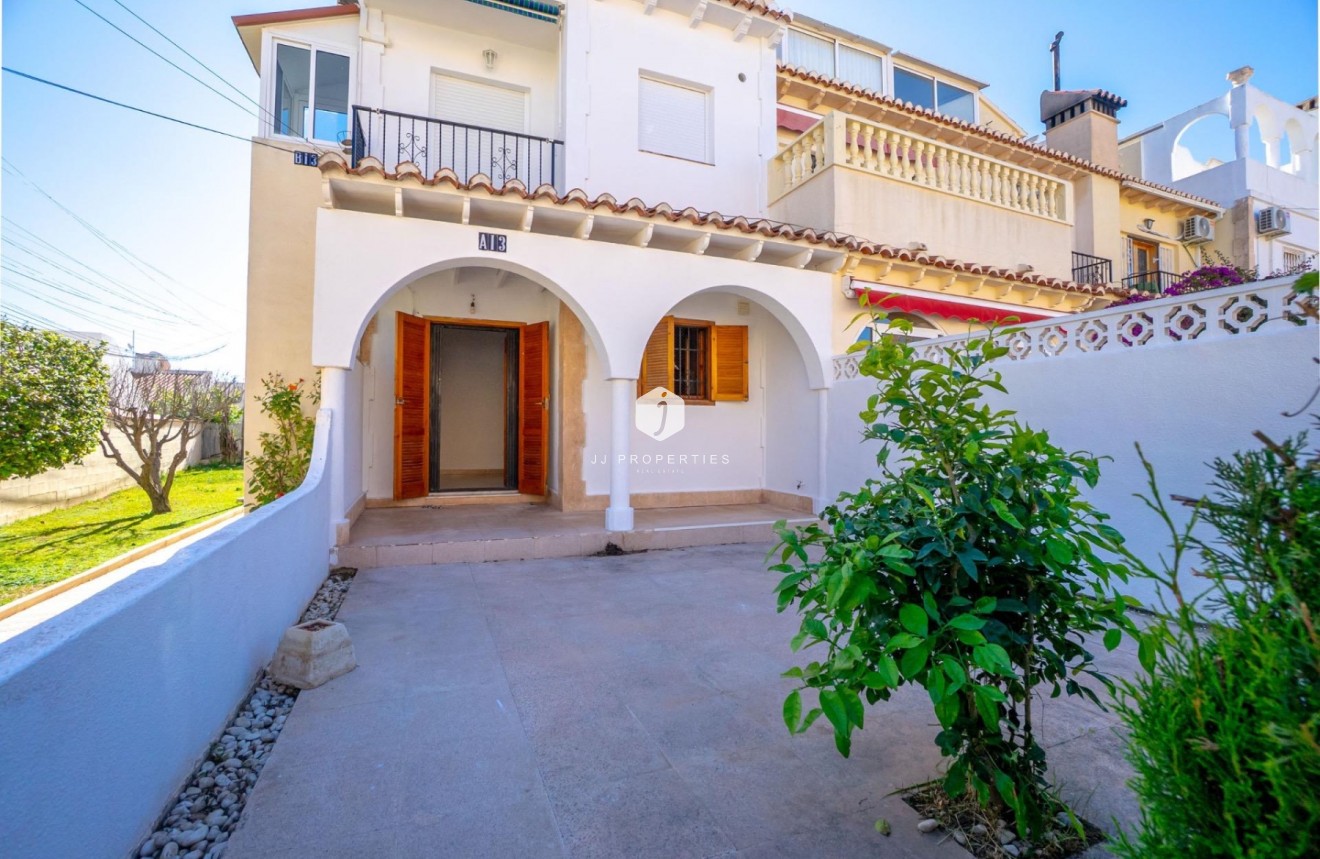 Resale - Bungalow -
Torrevieja - El chaparral