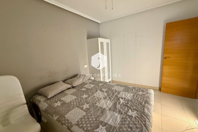 Aus zweiter Hand - Wohnung -
Formentera del Segura - Costa Blanca