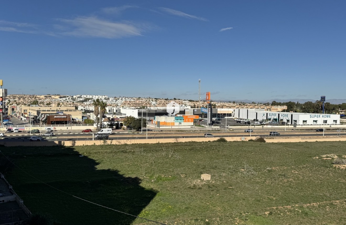 Resale - Penthouse -
Punta Prima - Costa Blanca