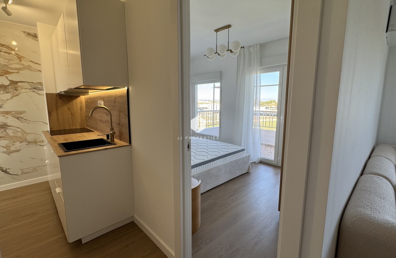 Resale - Penthouse -
Punta Prima - Costa Blanca