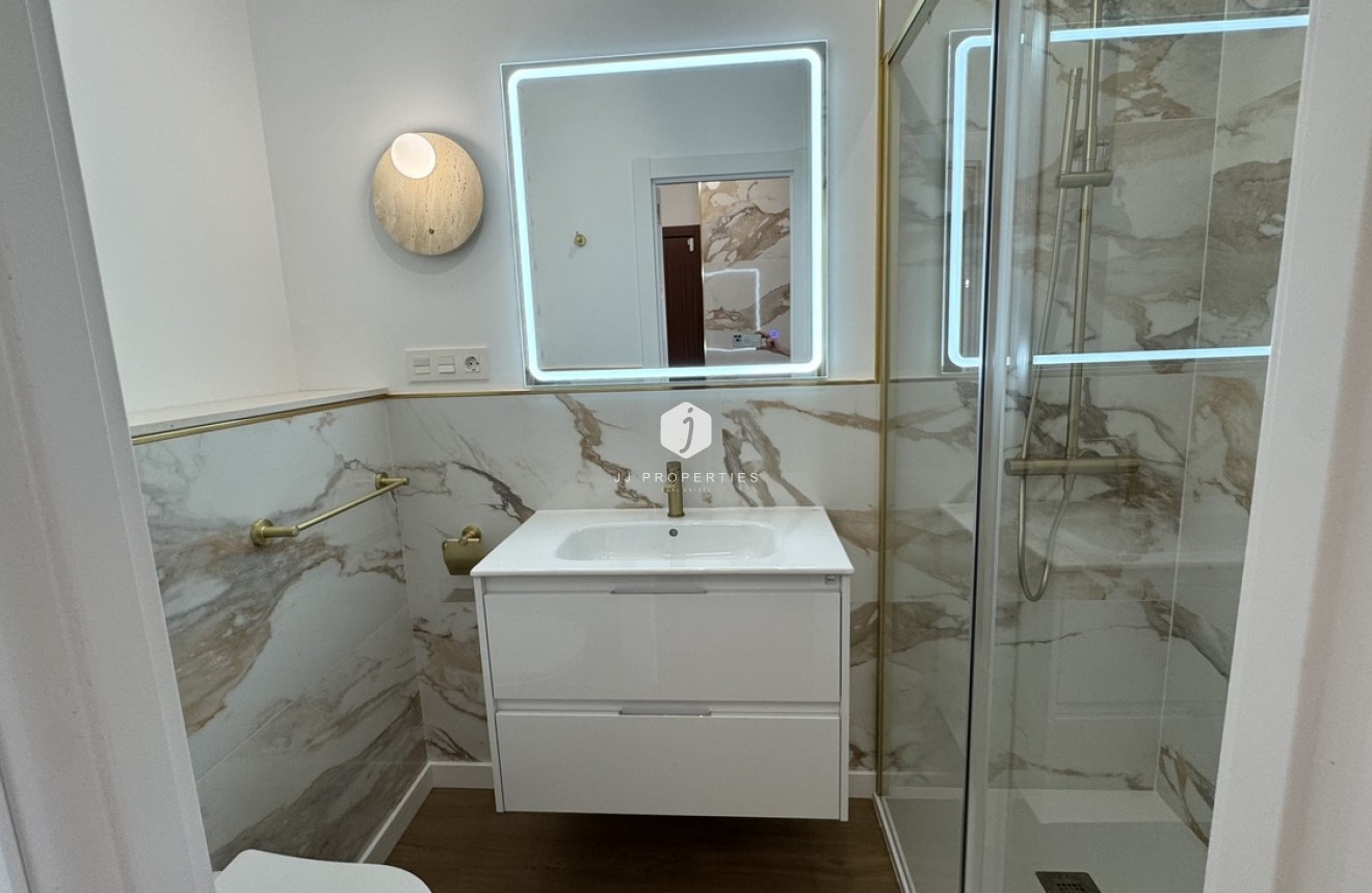Resale - Penthouse -
Punta Prima - Costa Blanca