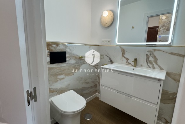Resale - Penthouse -
Punta Prima - Costa Blanca