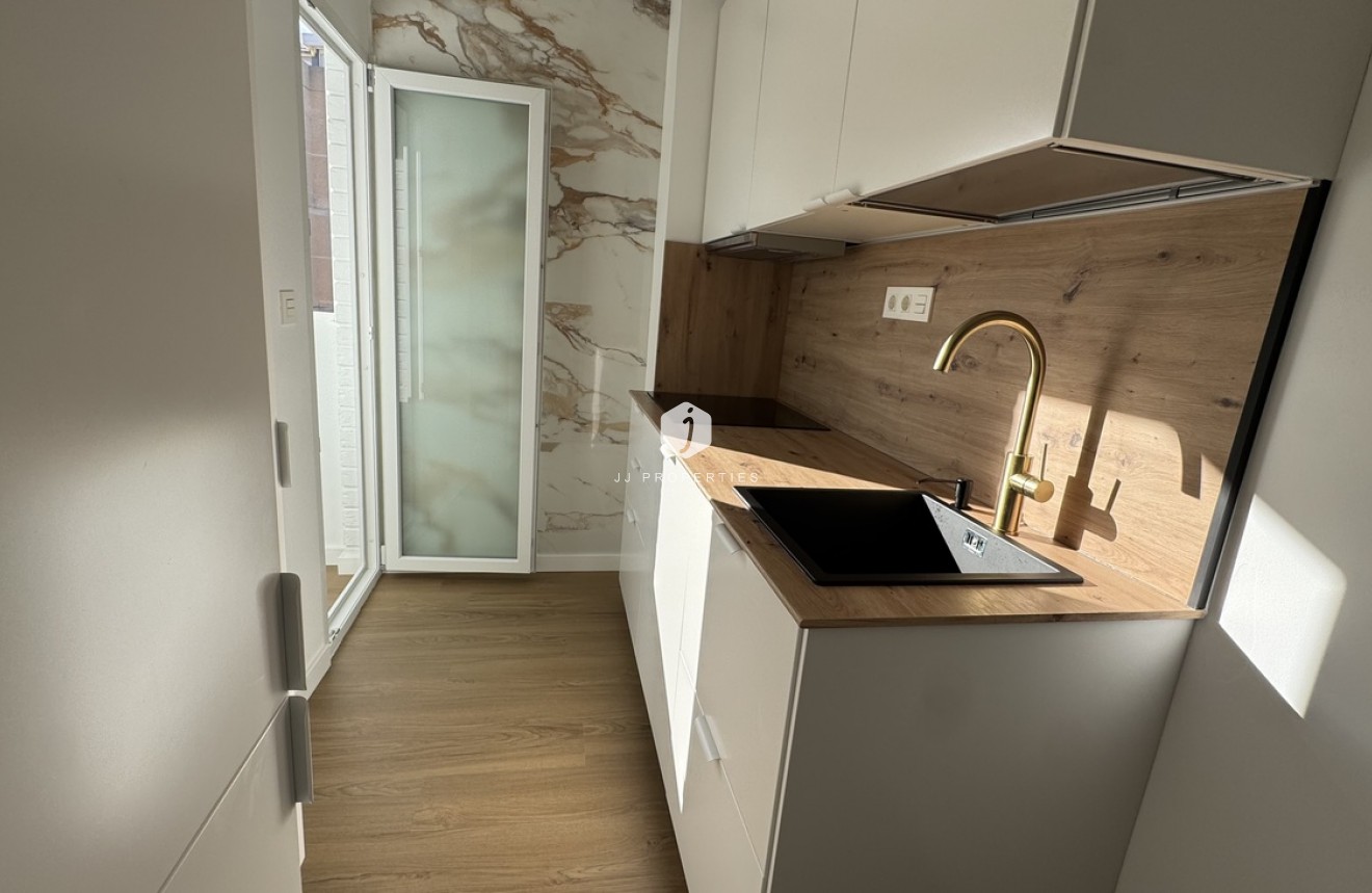 Resale - Penthouse -
Punta Prima - Costa Blanca