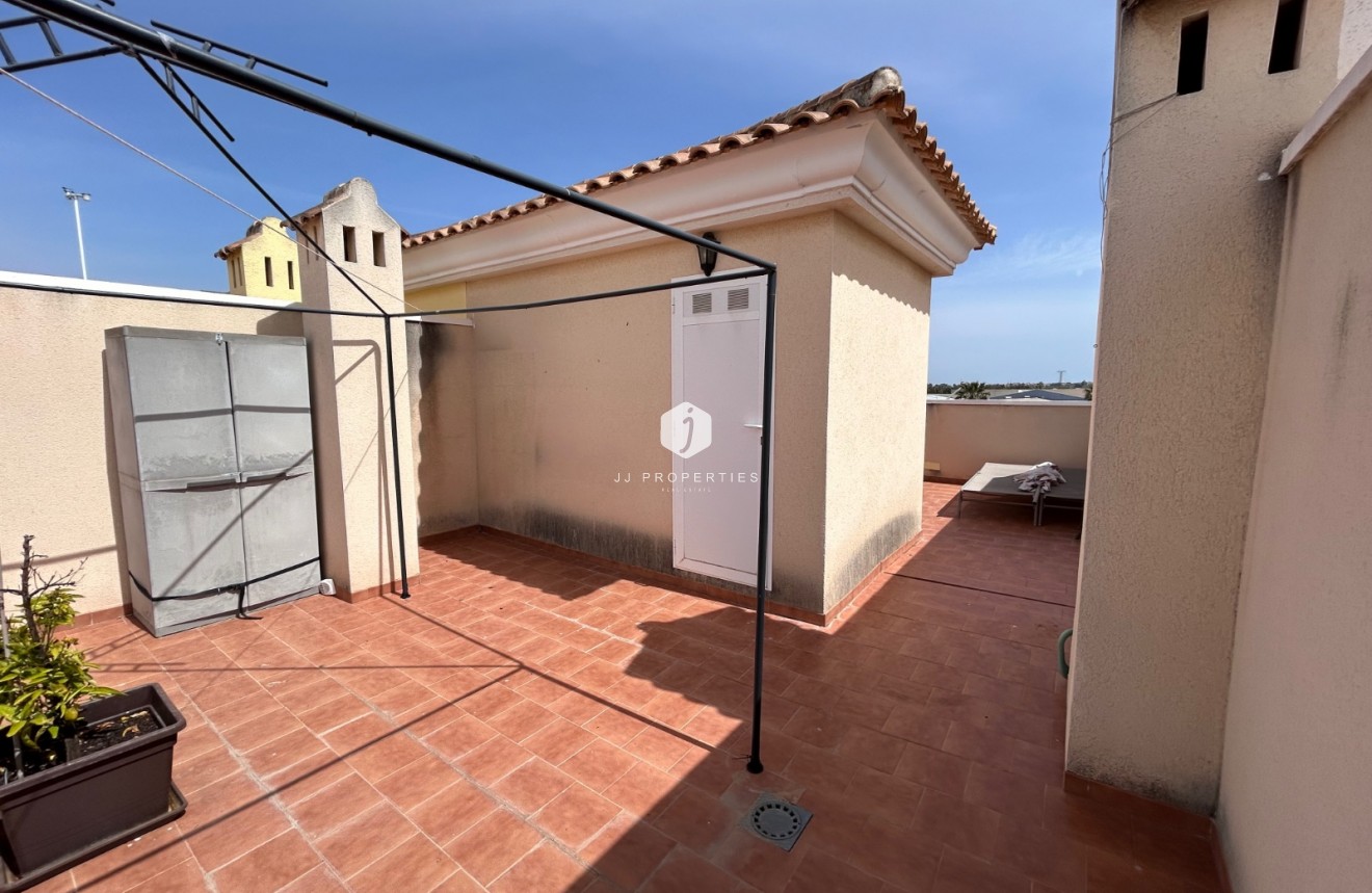 Aus zweiter Hand - Wohnung -
Jacarilla - Inland