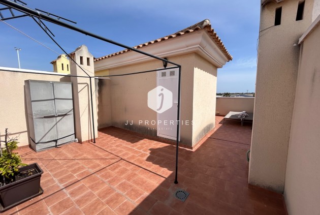 Aus zweiter Hand - Wohnung -
Jacarilla - Inland