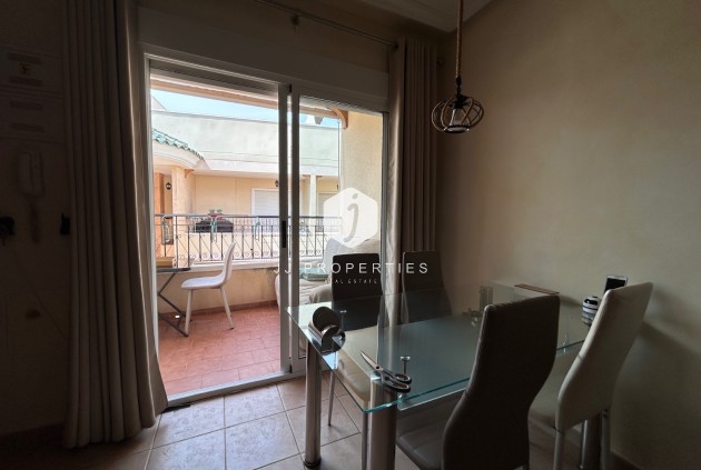 Aus zweiter Hand - Wohnung -
Jacarilla - Inland