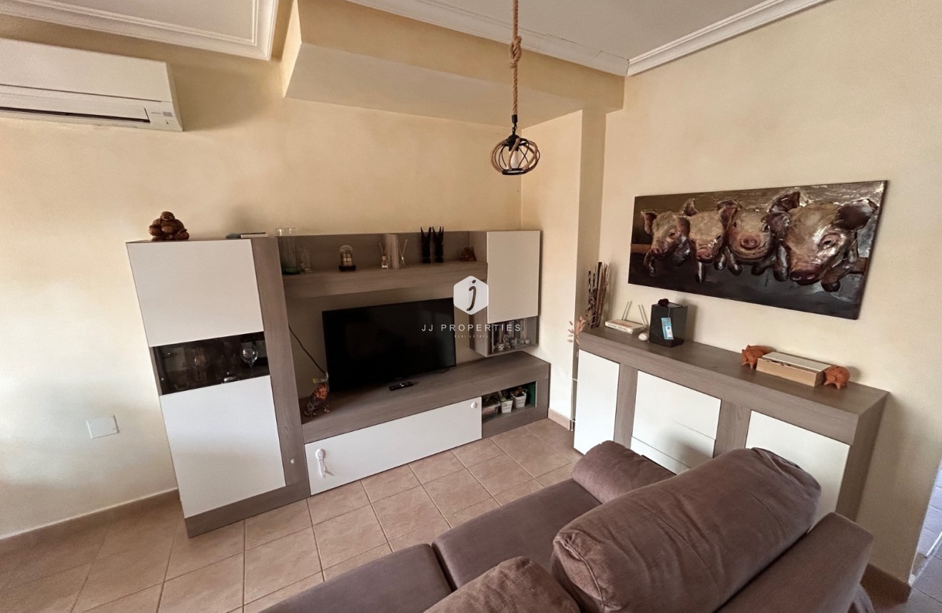 Aus zweiter Hand - Wohnung -
Jacarilla - Inland