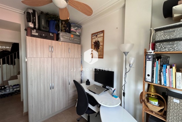 Aus zweiter Hand - Wohnung -
Jacarilla - Inland