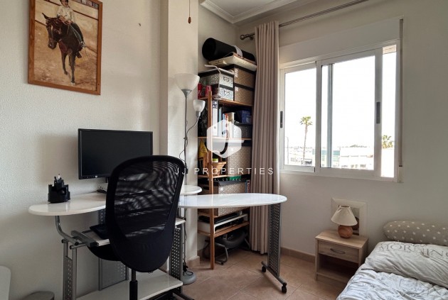 Aus zweiter Hand - Wohnung -
Jacarilla - Inland