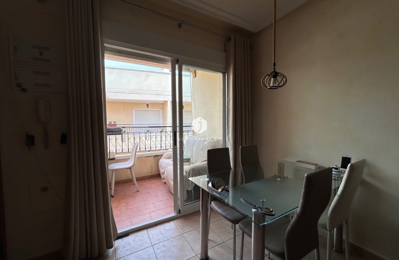 Aus zweiter Hand - Wohnung -
Jacarilla - Inland