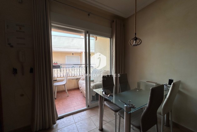 Aus zweiter Hand - Wohnung -
Jacarilla - Inland