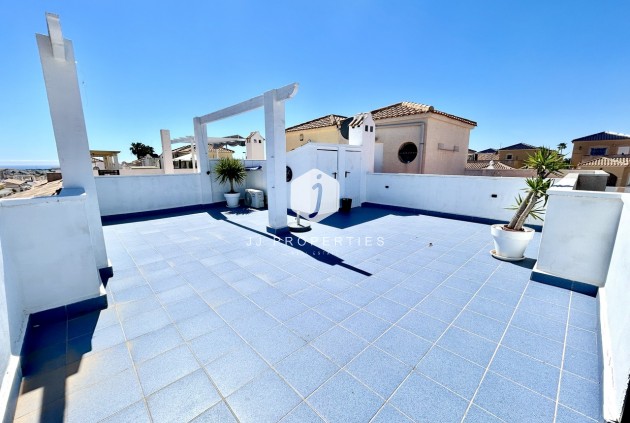 Resale - Chalet -
Punta Prima - Costa Blanca