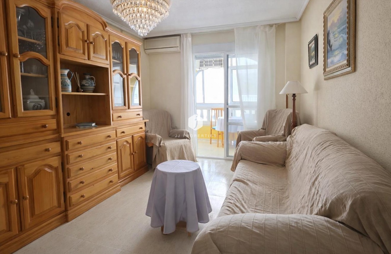 D'occasion - Appartement -
Torrevieja - Habaneras