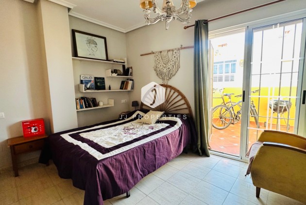 Aus zweiter Hand - Wohnung -
Torrevieja - Costa Blanca