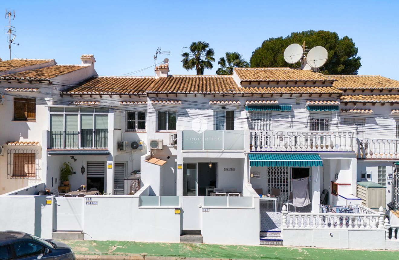 Resale - Duplex -
Torrevieja - Costa Blanca