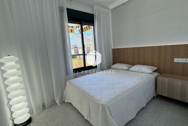 Z drugiej ręki - Mieszkanie w bloku -
Lomas De Campoamor - Costa Blanca