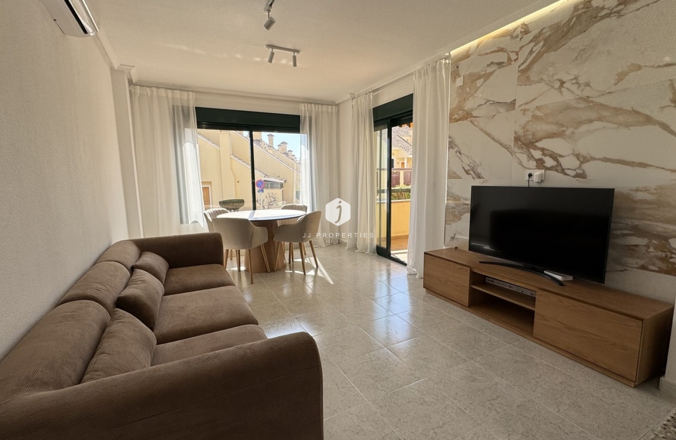 Z drugiej ręki - Mieszkanie w bloku -
Lomas De Campoamor - Costa Blanca