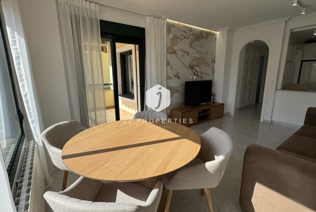 Z drugiej ręki - Mieszkanie w bloku -
Lomas De Campoamor - Costa Blanca
