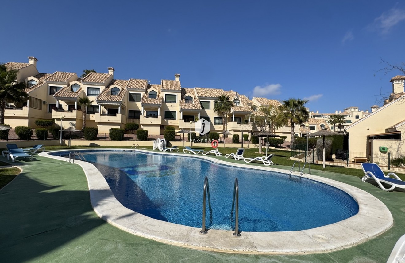 Z drugiej ręki - Mieszkanie w bloku -
Lomas De Campoamor - Costa Blanca