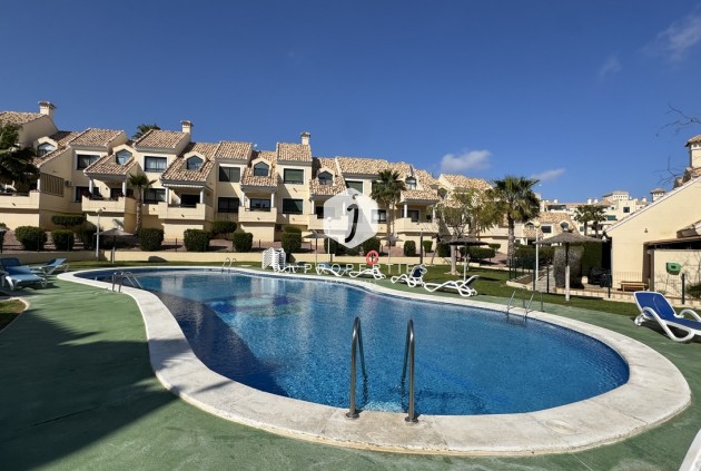 Z drugiej ręki - Mieszkanie w bloku -
Lomas De Campoamor - Costa Blanca