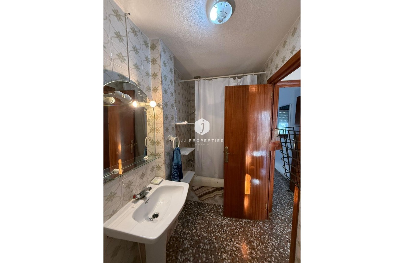 D'occasion - Chalet -
Torrevieja - Los altos