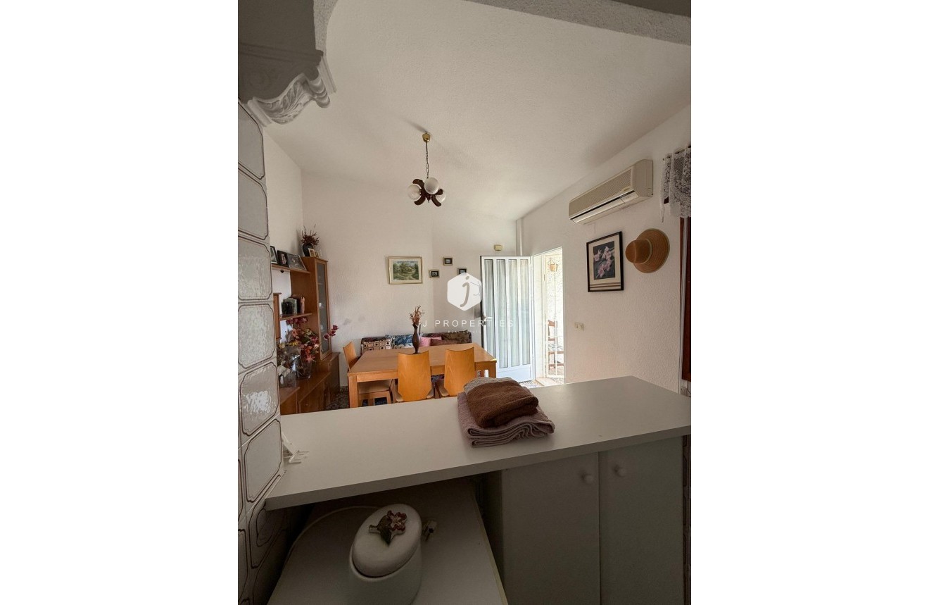 D'occasion - Chalet -
Torrevieja - Los altos