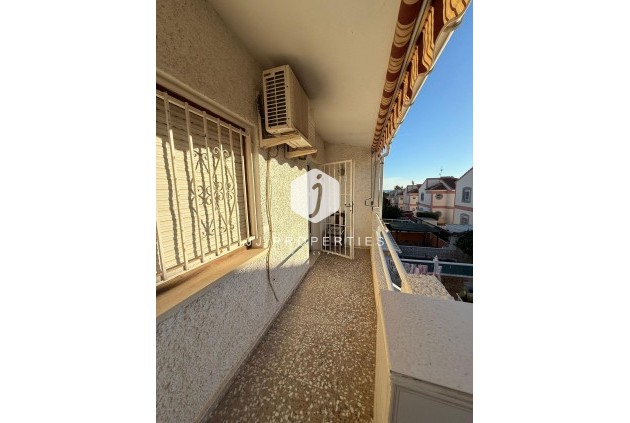 D'occasion - Chalet -
Torrevieja - Los altos