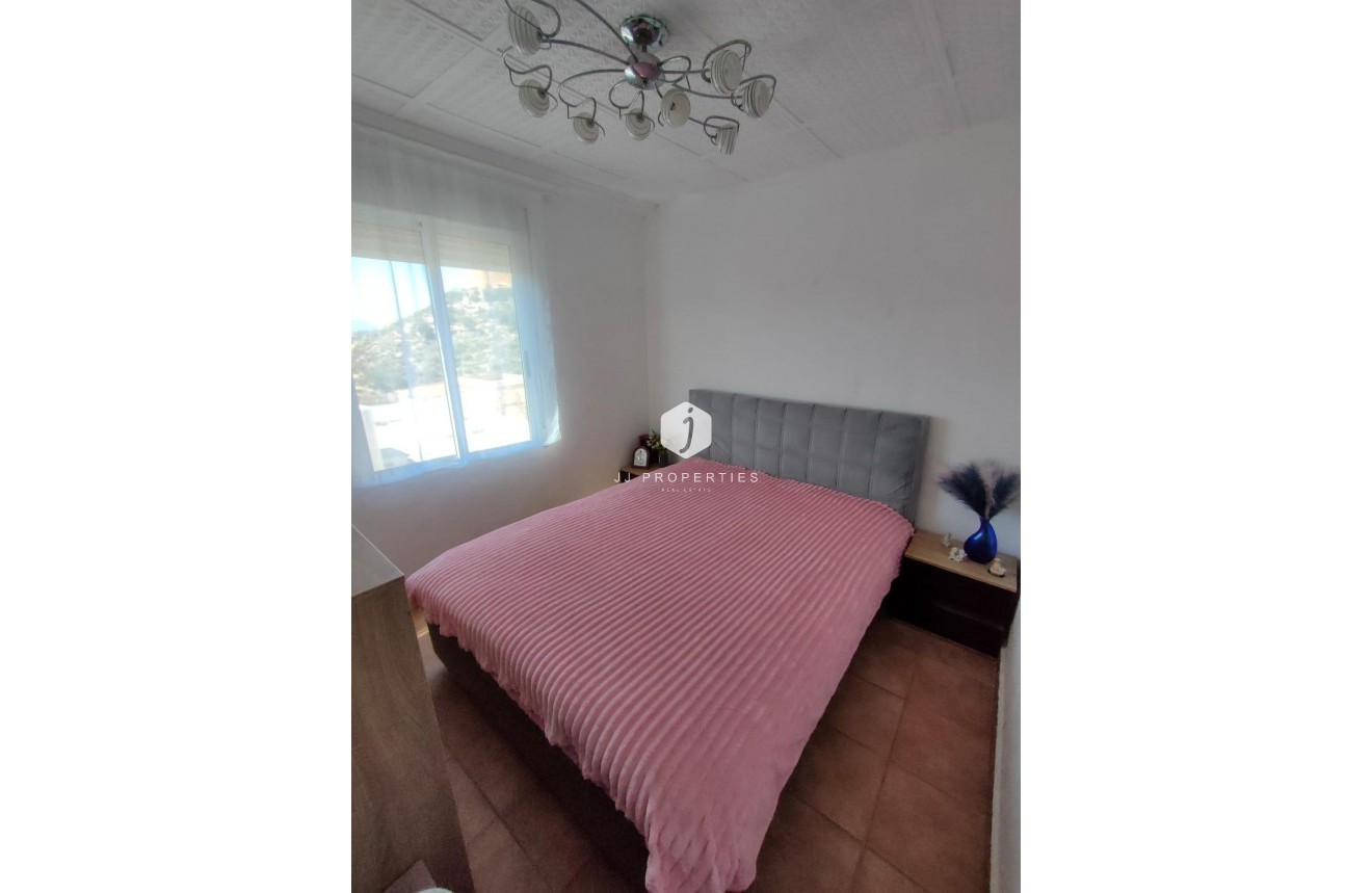 Z drugiej ręki - Mieszkanie w bloku -
Guardamar del Segura - Zona Pueblo