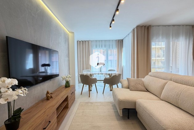 D'occasion - Appartement -
Torrevieja - Playa del Cura