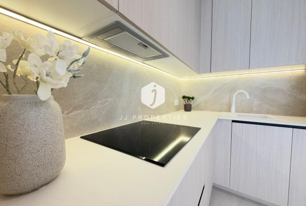 D'occasion - Appartement -
Torrevieja - Playa del Cura